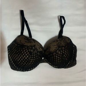 ‼️VICTORIA SECRET PUSH UP BRA, 38C‼️